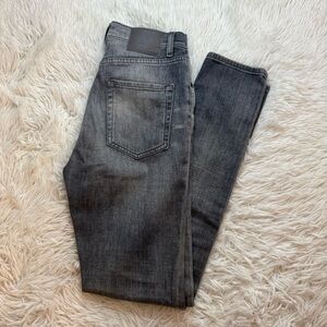 6397 High Jeans Size 26 Made in Italy
Organic Cotton Elastane Blend Inseam 31"